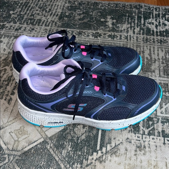 Skechers Women's GO RUN CONSISTENT - Vivid Horizon running sneakers size 7.5 - Picture 2 of 10